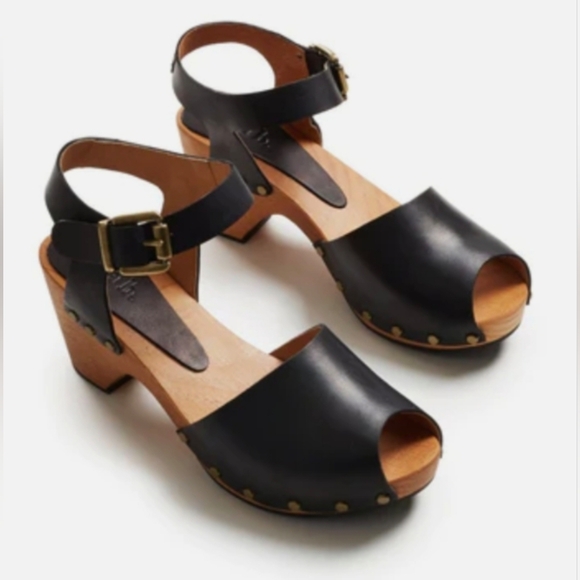 Lisa B Peep Toe Wooden Clog - Picture 15 of 15